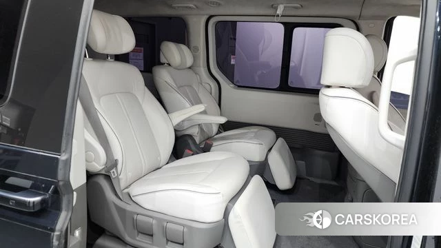 Hyundai Staria 2021 Черный из Кореи, фото 2
