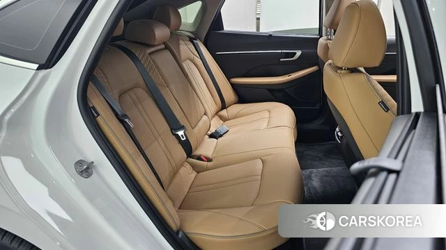 Hyundai Sonata D Edge Hybrid (DN8) 2025 Белый из Кореи, фото 2
