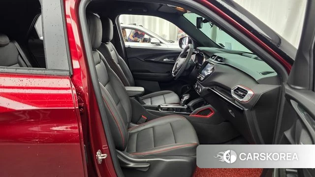 Chevrolet (GM Daewoo) Trailblazer 2021 Красный из Кореи, фото 2