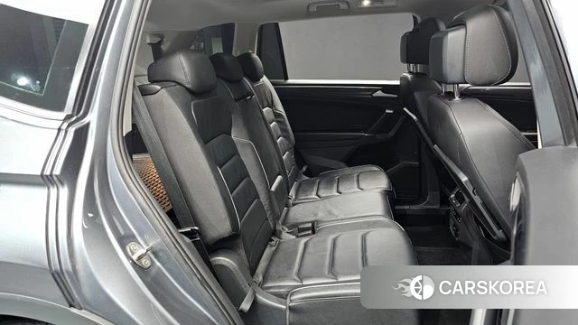 Volkswagen Tiguan Allspace 2020 Серый из Кореи, фото 2