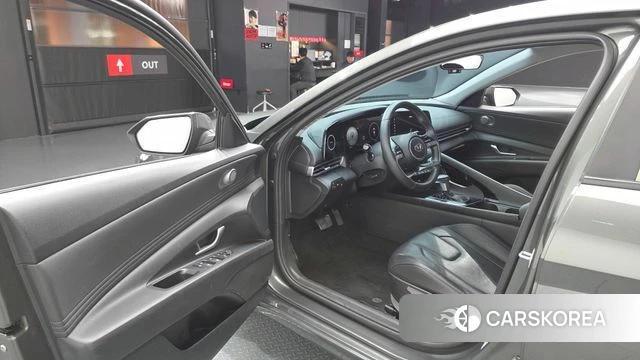 Hyundai Avante (CN7) 2023 Серый из Кореи, фото 2