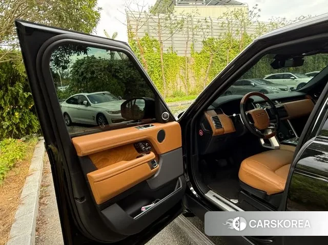 Land Rover Range Rover 4th Generation 2021 Черный из Кореи, фото 2