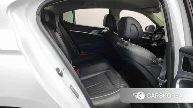 Genesis G70 2018 Белый из Кореи, фото 2