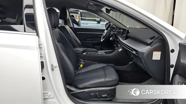 Hyundai Sonata D Edge Hybrid (DN8) 2025 Белый из Кореи, фото 2