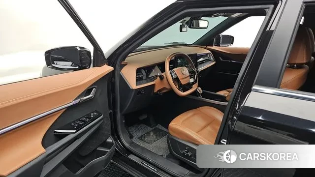 Ssangyong Torres 2024 Черный из Кореи, фото 2
