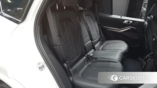 BMW X5 (G05) 2024 Белый из Кореи, фото 2