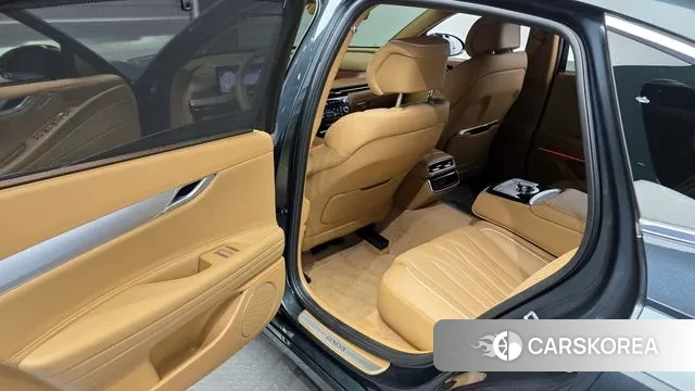 Genesis G80 (RG3) 2024 Темно-зеленый из Кореи, фото 2