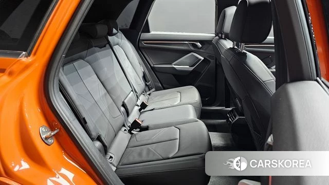 Audi Q3 (F3) 2023 Оранжевый из Кореи, фото 2