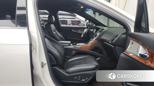 Lincoln Nautilus First generation 2019 Белый из Кореи, фото 2