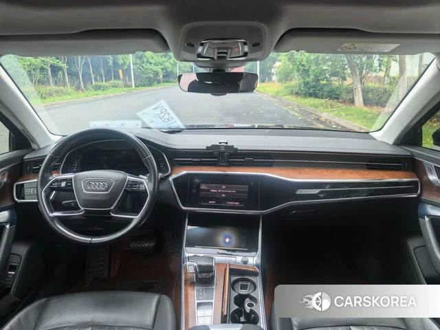 Audi A6 (import) 2021 Черный из Китая, фото 2