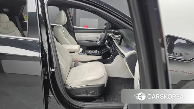 Hyundai The New Tucson (NX4) 2024 Черный из Кореи, фото 2