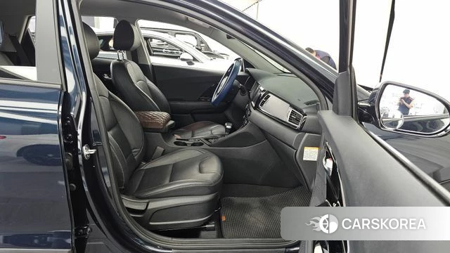 Kia Niro 2018 Синий из Кореи, фото 2