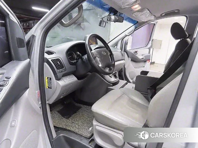 Hyundai The New Grand Starex 2018 Серебристо-серый из Кореи, фото 2