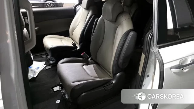 Kia The New Carnival 4th Generation 2024 Белый из Кореи, фото 2