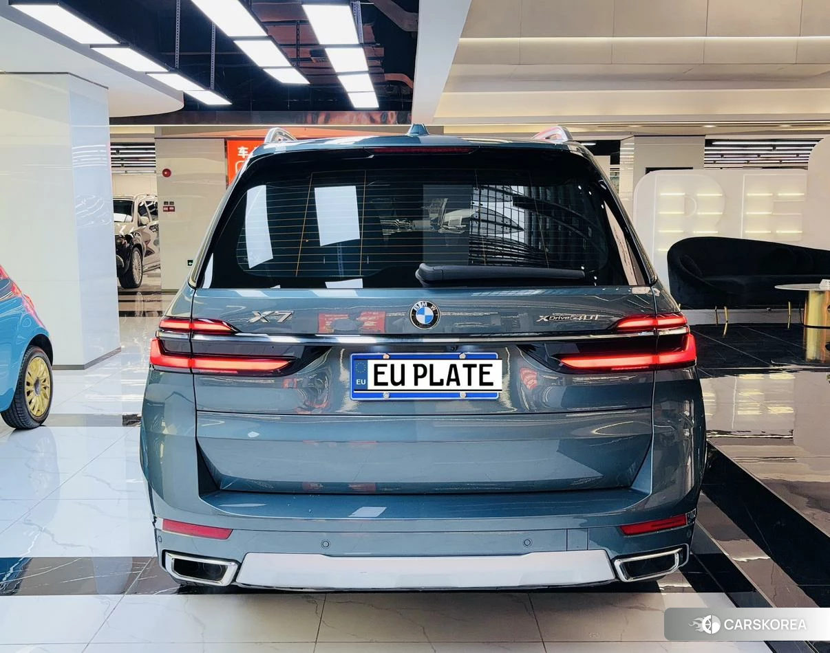 BMW X7 2022 Синий из Китая, фото 2