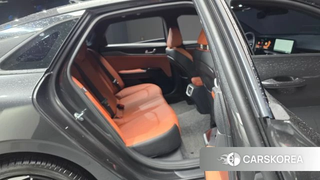Kia The New K5 3rd generation 2025 Серый из Кореи, фото 2