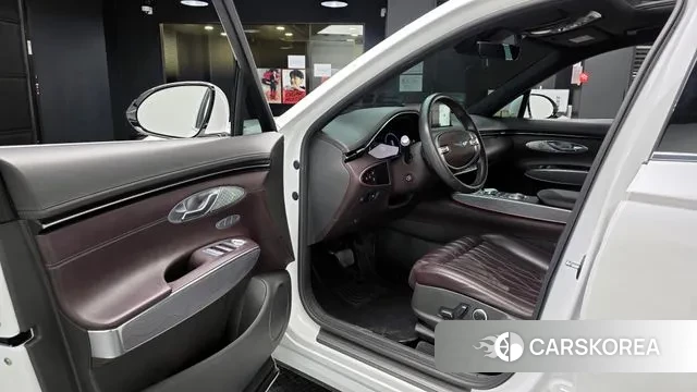 Genesis GV70 2021 Белый из Кореи, фото 2