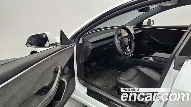 Tesla Model 3 2024 Белый из Кореи, фото 2