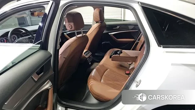 Audi A6 (C8) 2020 Белый из Кореи, фото 2