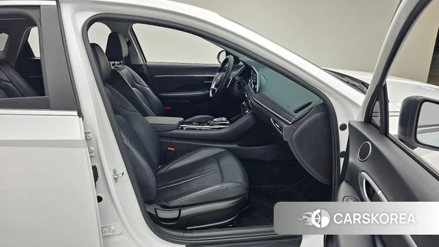 Hyundai Sonata (DN8) 2020 Белый из Кореи, фото 2