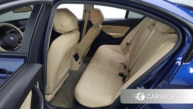 BMW 3 Series (F30) 2018 Синий из Кореи, фото 2