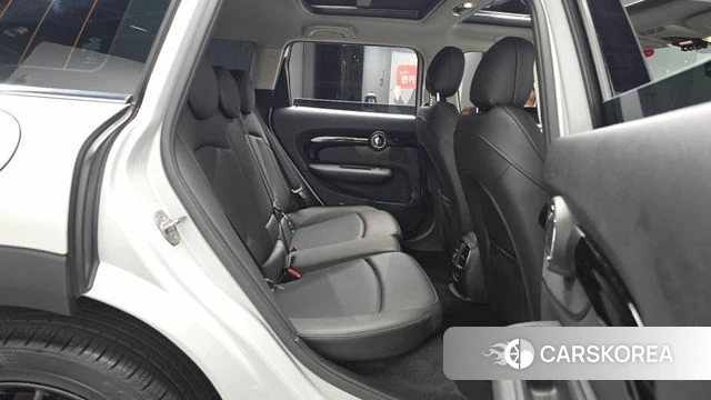 Mini Cooper Clubman 2022 Серебряный из Кореи, фото 2
