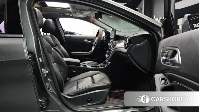 Mercedes-Benz GLA-Class X156 2019 Серый из Кореи, фото 2