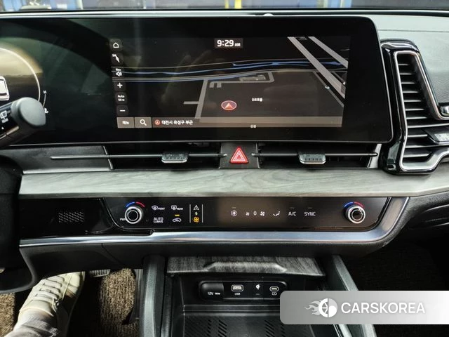 Kia Sportage 5th Generation 2022 Белый из Кореи, фото 2
