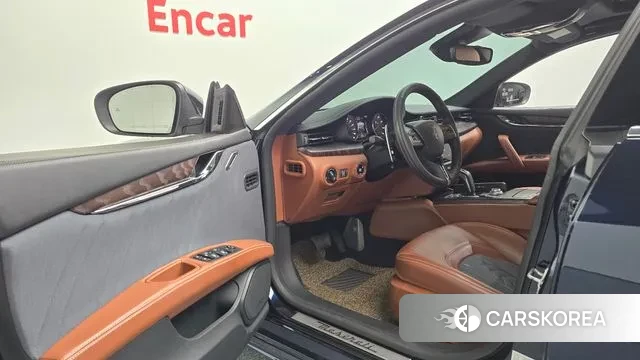 Maserati Quattroporte 2021 Синий из Кореи, фото 2