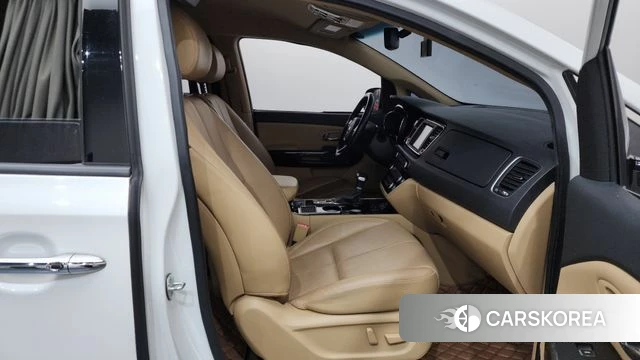 Kia The New Carnival 2019 Белый из Кореи, фото 2