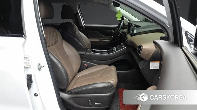 Hyundai The New Santa Fe 2021 Белый из Кореи, фото 2