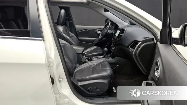 Jeep Cherokee (KL) 2018 Белый из Кореи, фото 2