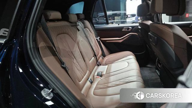 BMW X5 (G05) 2023 Черный из Кореи, фото 2