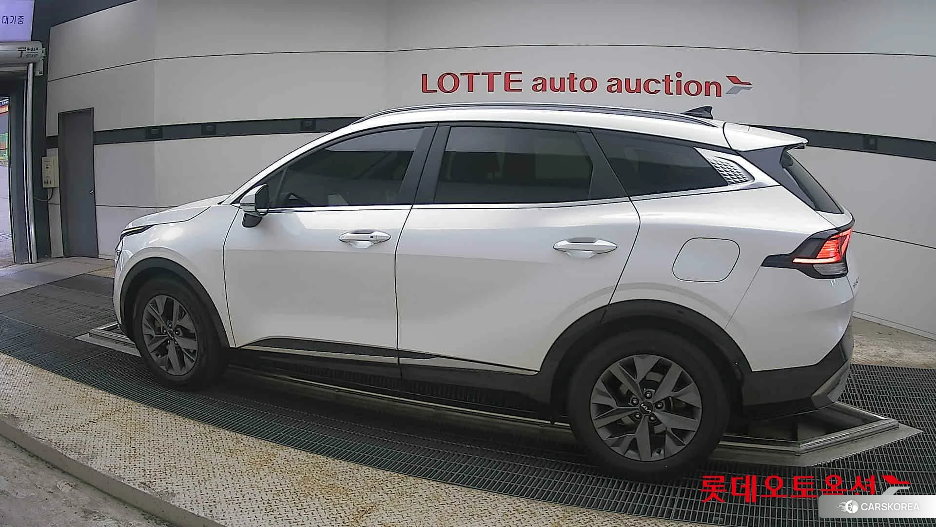 Kia Sportage 2022 Белый из Кореи, фото 2