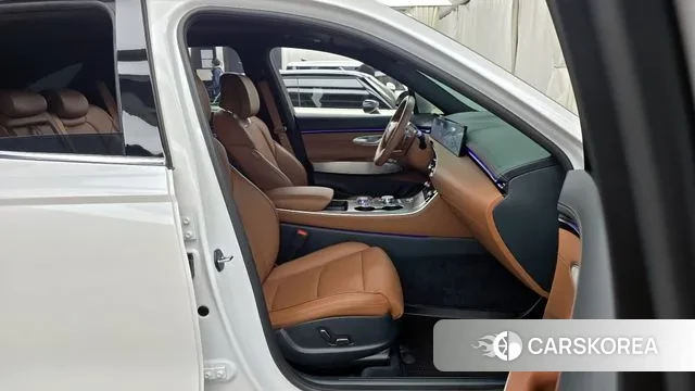 Genesis GV70 2024 Белый из Кореи, фото 2