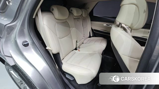 Genesis GV70 2023 Серебристо-серый из Кореи, фото 2