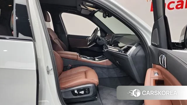 BMW X5 (G05) 2025 Белый из Кореи, фото 2