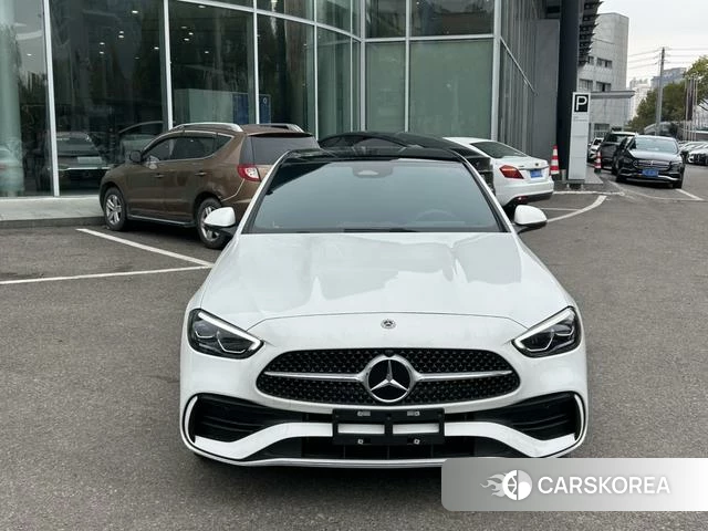 Mercedes-Benz Class C 2025 Белый из Китая, фото 2