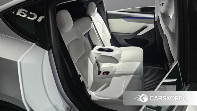 Tesla Model Y 2025 Белый из Кореи, фото 2