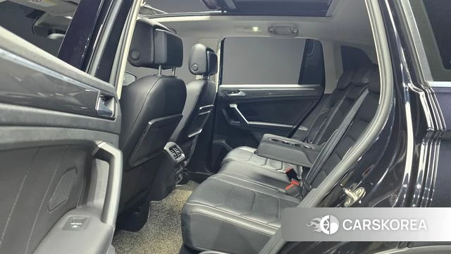 Volkswagen Tiguan second Generation 2019 Черный из Кореи, фото 2