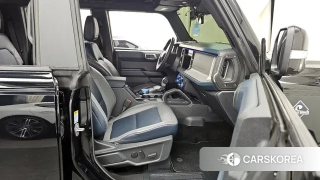 Ford Bronco 6th Generation 2024 Черный из Кореи, фото 2