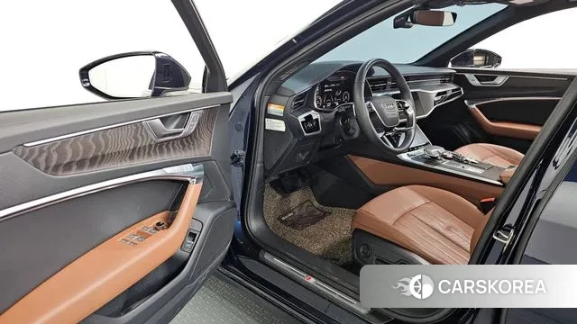 Audi A6 (C8) 2023 Синий из Кореи, фото 2