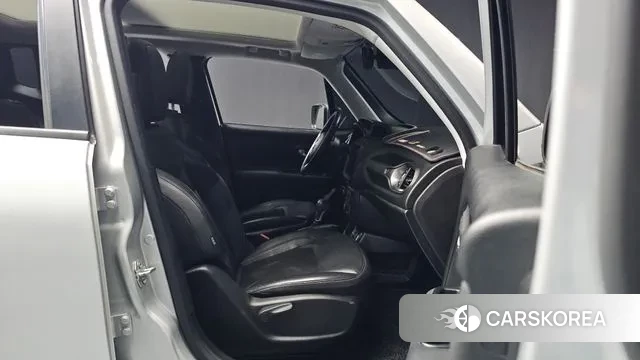 Jeep Renegade 2019 Серебристо-серый из Кореи, фото 2