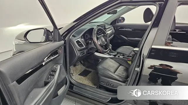 Kia Seltos 2021 Черный из Кореи, фото 2