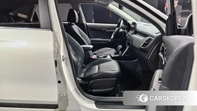 Kia Seltos 2022 Белый из Кореи, фото 2