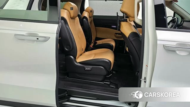 Kia Carnival 4th generation 2020 Белый из Кореи, фото 2