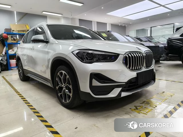 BMW X1 2023 Белый из Китая, фото 2