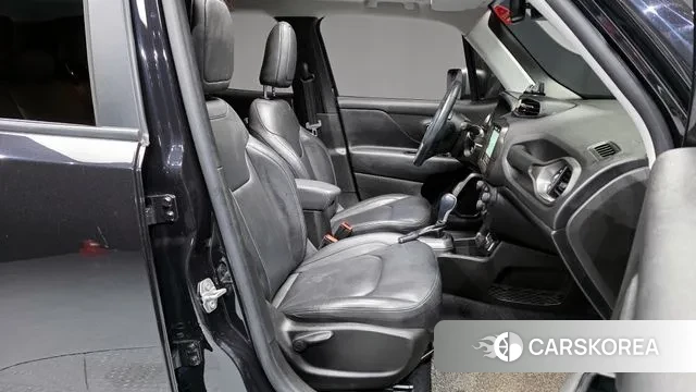 Jeep Renegade 2020 Черный из Кореи, фото 2