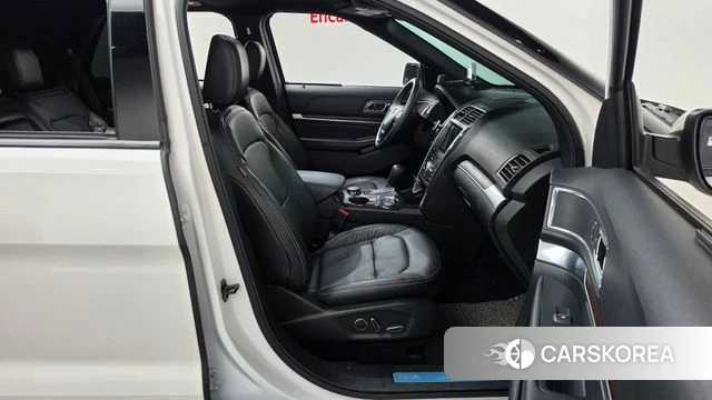 Ford Explorer 2018 Белый из Кореи, фото 2
