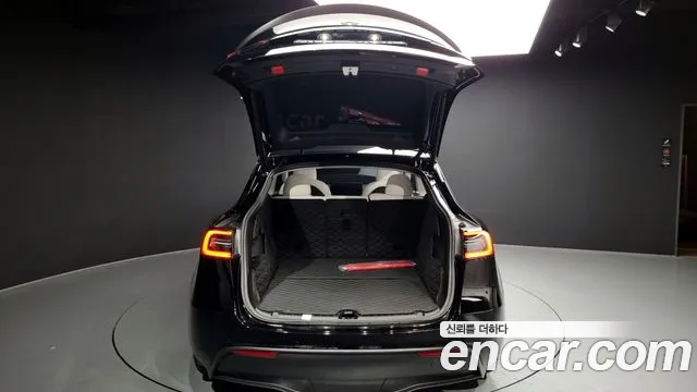 Tesla Model Y 2022 Черный из Кореи, фото 2